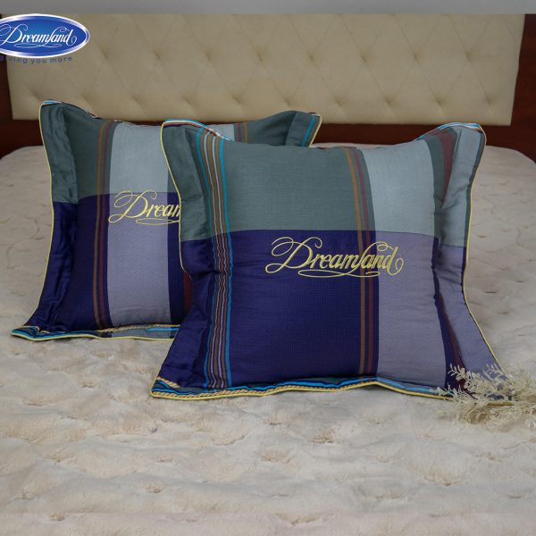 Gối tựa thêu DREAMLAND - 03