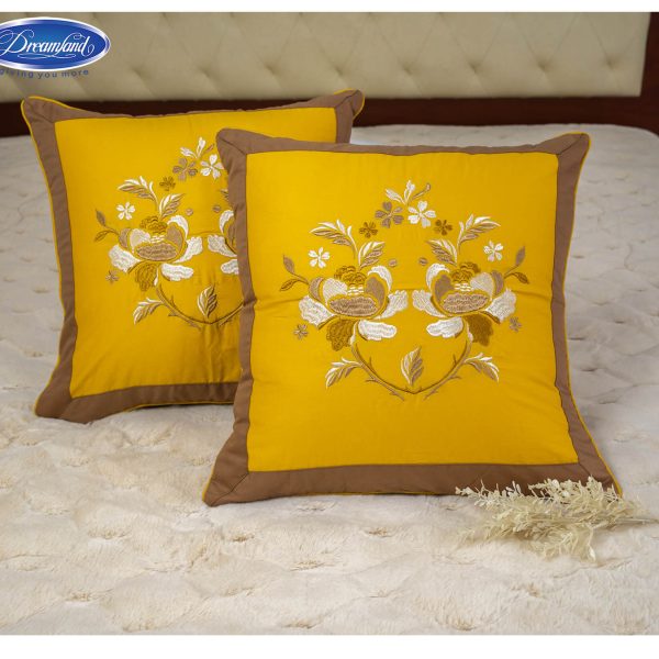 Gối tựa thêu DREAMLAND - 05