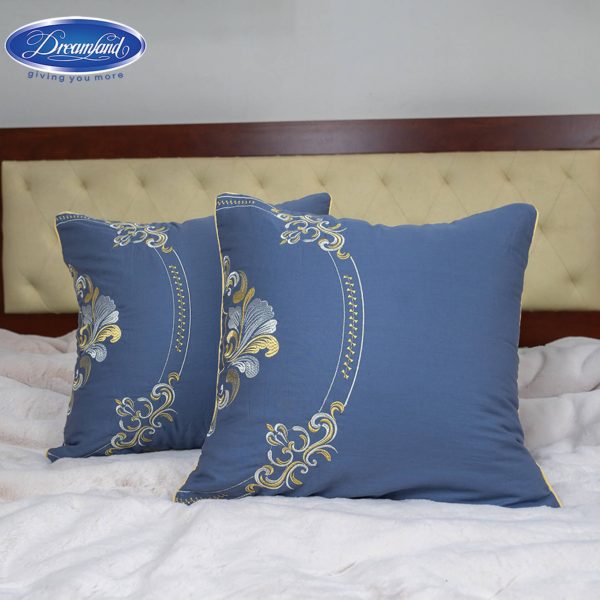 Gối tựa thêu DREAMLAND - 06