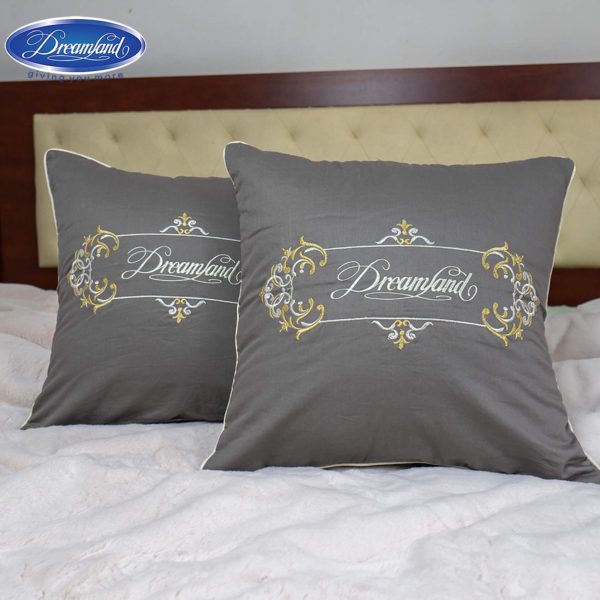 Gối tựa thêu DREAMLAND - 09